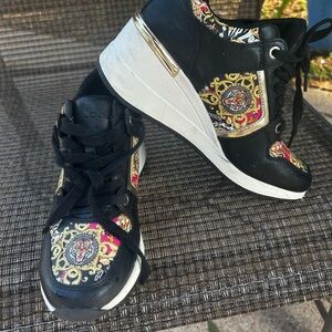 Dockers Black Platform Sneakers with Gold & Pink Accents
